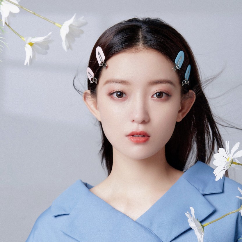 罗予彤行至朝雾里落入暮云间