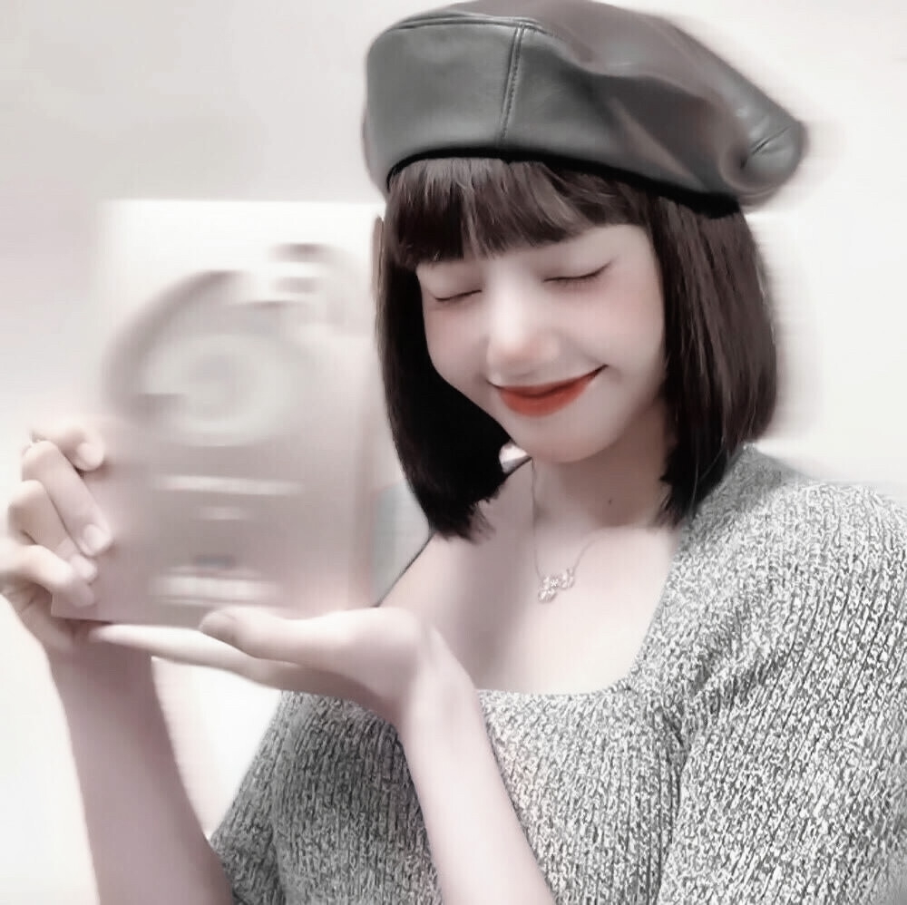 lisa - 堆糖,美图壁纸兴趣社区