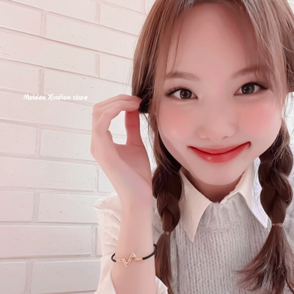 林娜琏 70 你永远可以相信娜琏的可爱是毫无上线!