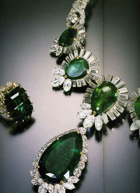 西班牙王室的珠宝图片