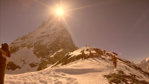 雪山上的小太阳图片图片
