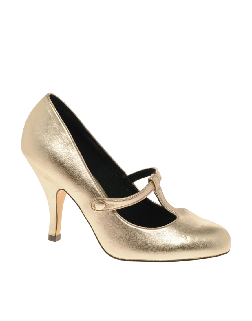 asos 金属色丁字鞋