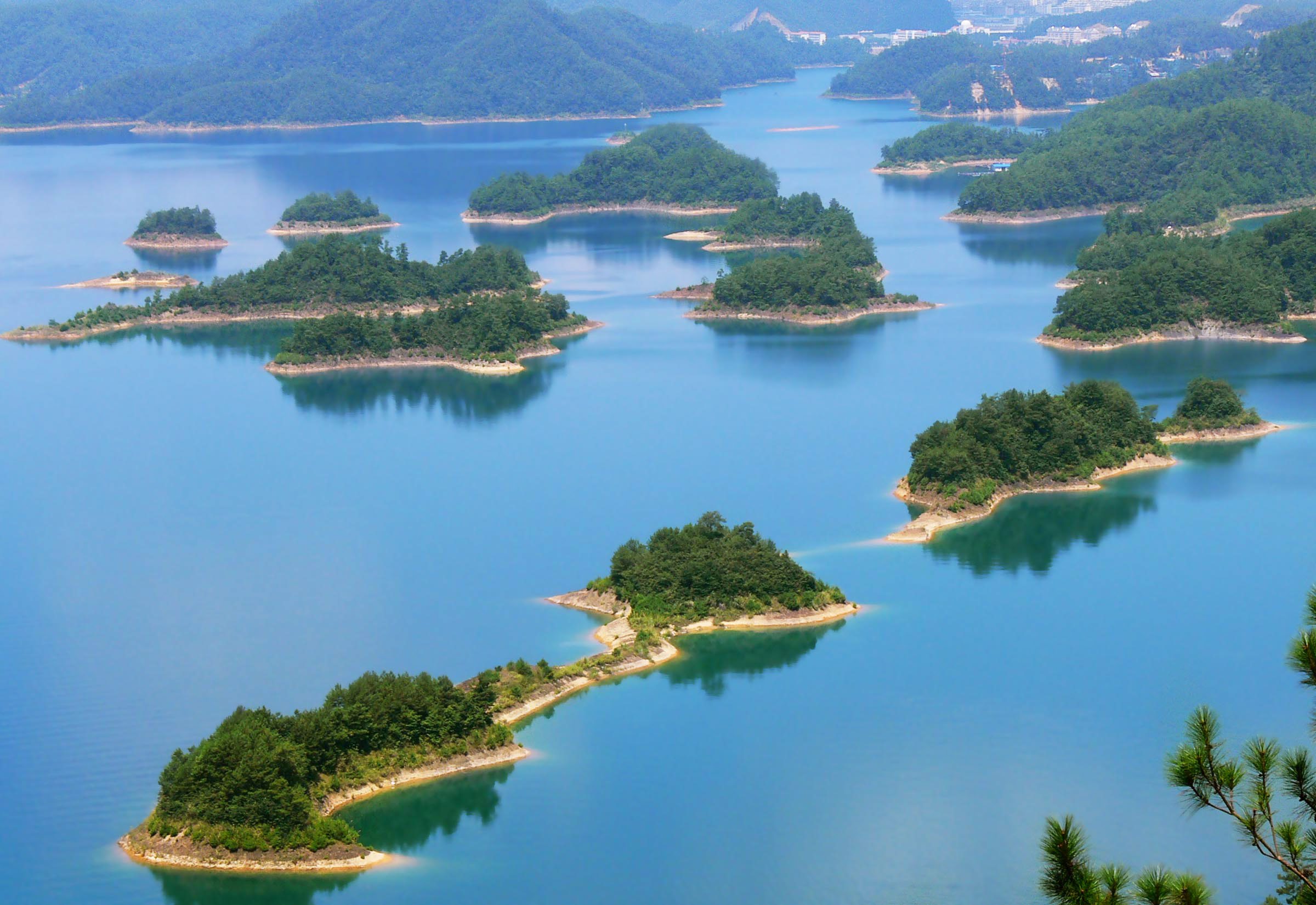 广东化州千岛湖风景区图片