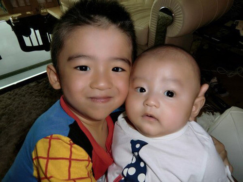 中文名谢振轩和谢振南.