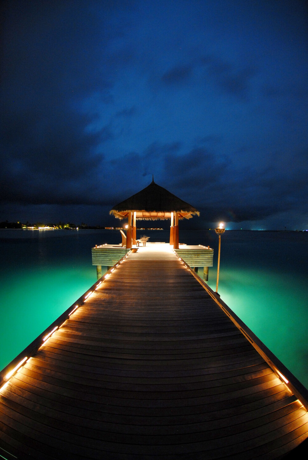 海边夜景 真实图片