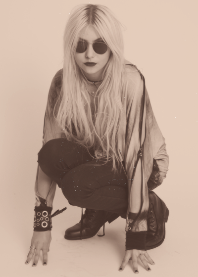 taylor momsen