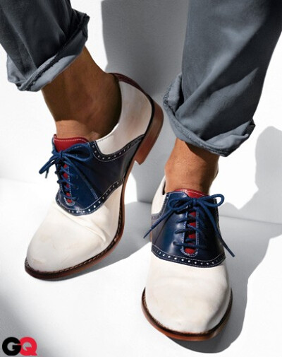 love saddle shoes.