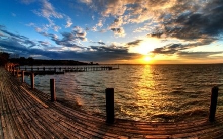 看透世间百态,唯有冷暖自知.