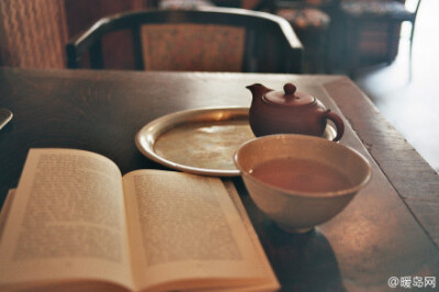 暖coffee#品茗看书 ,喜欢书中的情节.