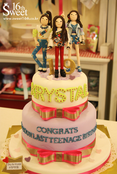 f(x)成员郑水晶krystal生日蛋糕