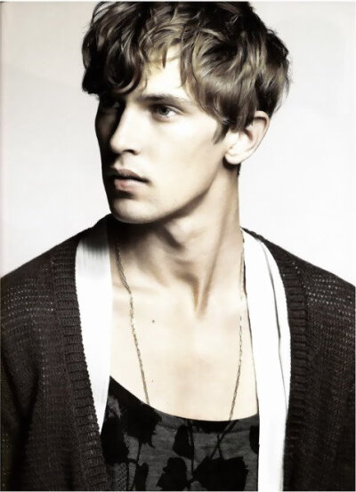 丹麦第一超模:mathias lauridsen 身高:186cm 生日:1984/01/13