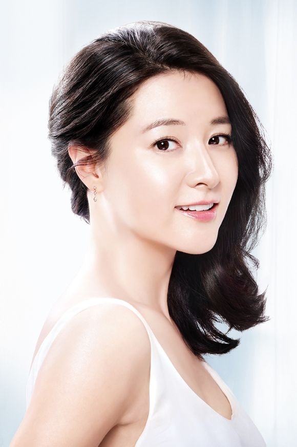 【韩国美女图鉴】李英爱
