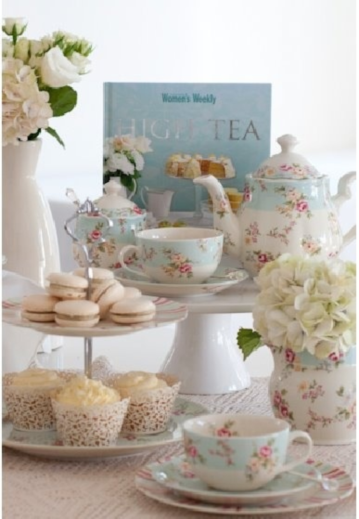 英式下午茶茶具的摆放图片