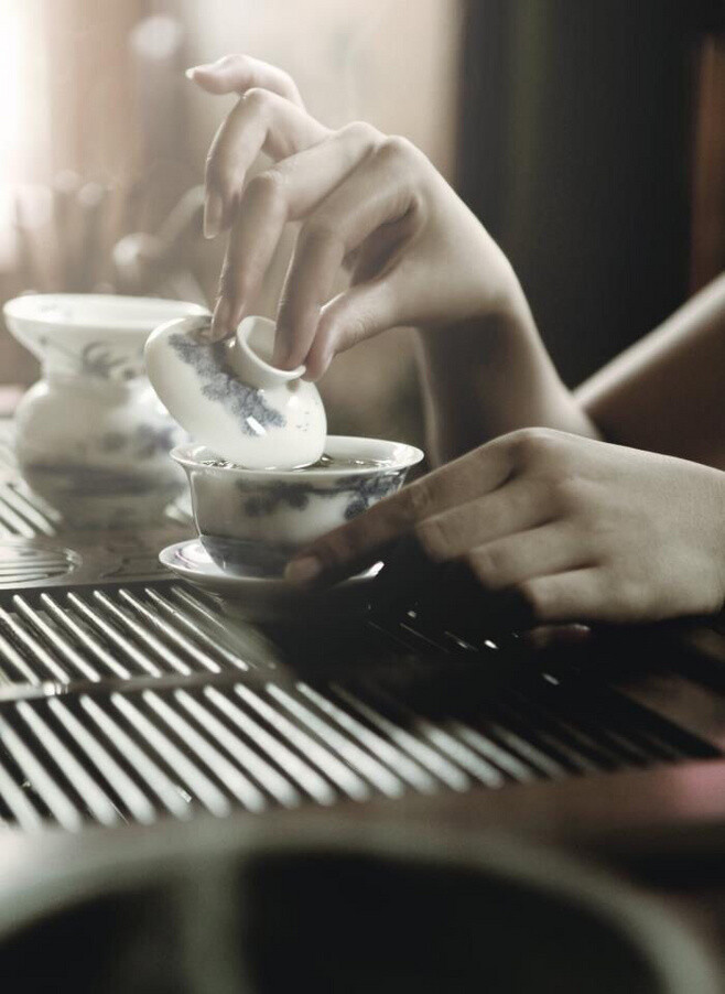低调生活,是一种无限的优雅.