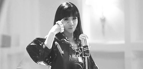 2ne1朴春parkbom