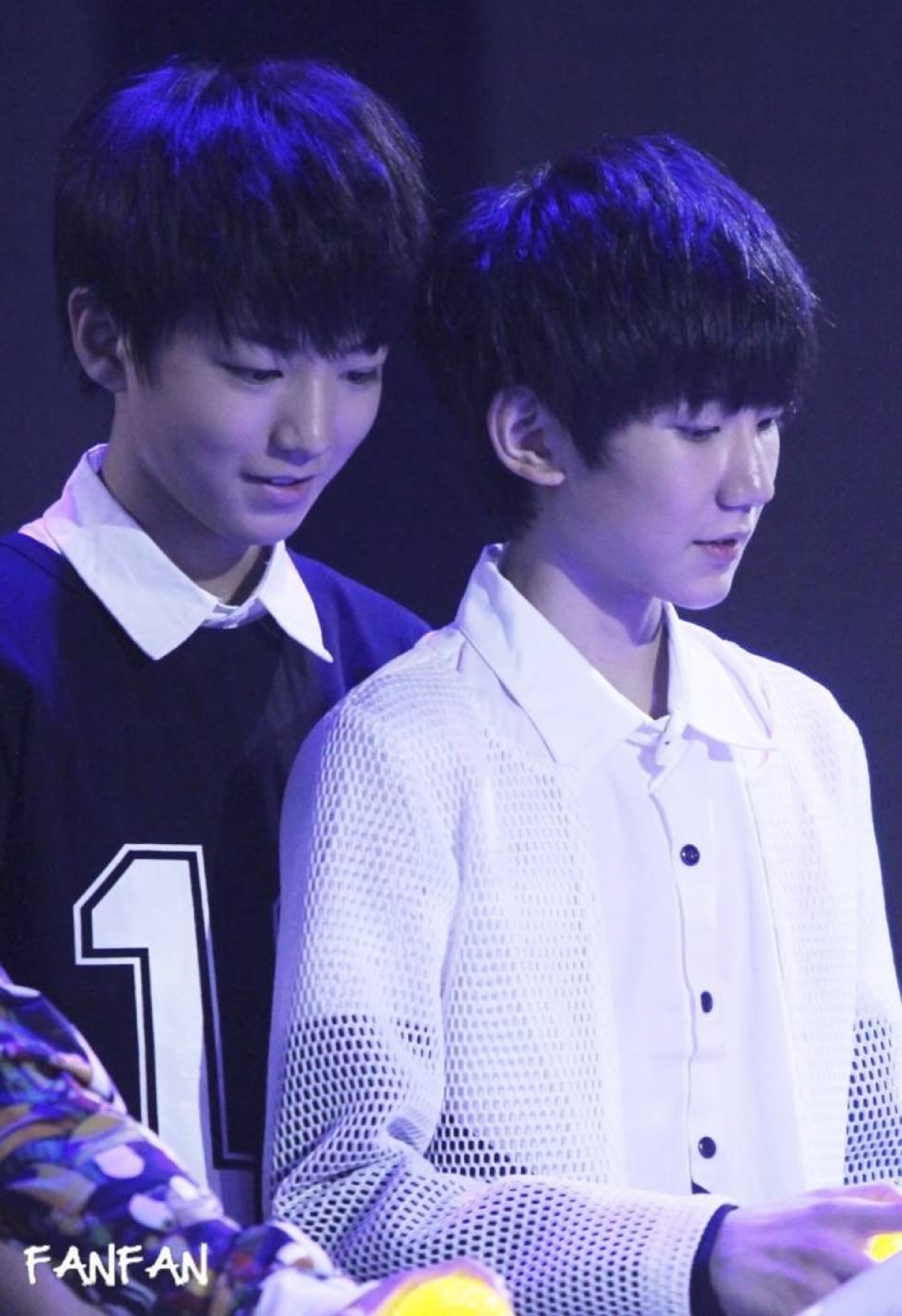 王俊凯##王源#这宠溺的笑容