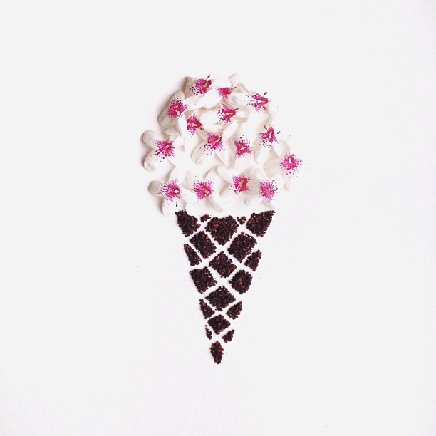 【落下花瓣第二次生命绽放】菲律宾艺术家liv buranday用咖啡豆与花瓣