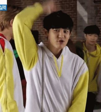 exo 朴灿烈 chanyeol 我偶像蛇精病犯了.谁给他点药