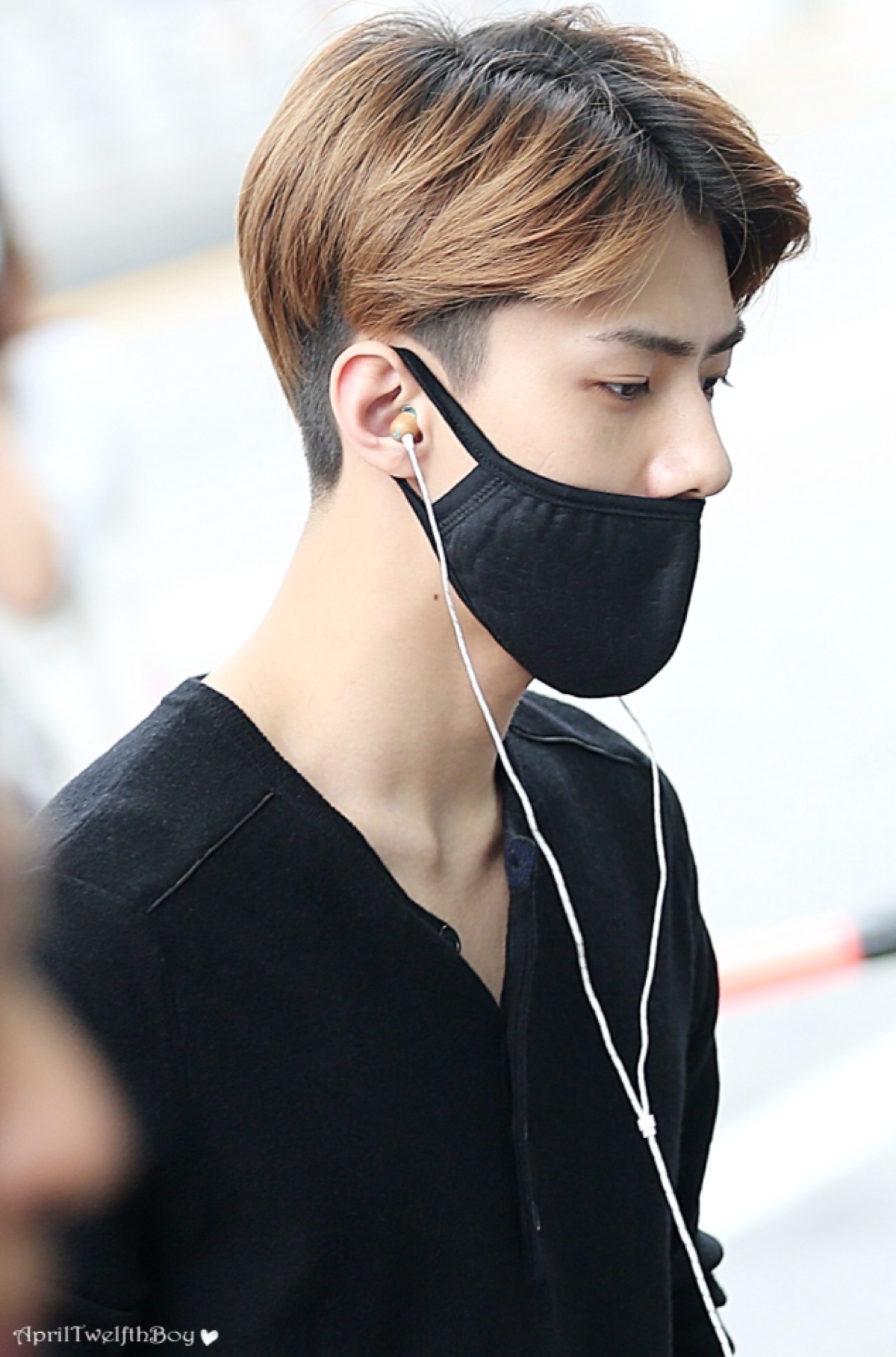 exo 吴世勋 完全帅气!苏一脸cr:logo