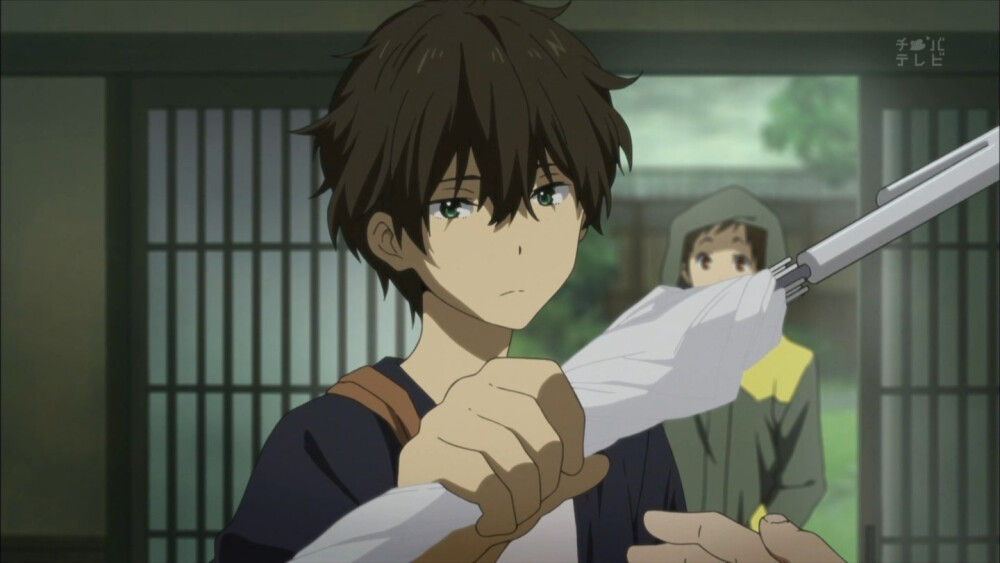 动画《冰菓》改编自少年推理题材的古典部系行∷,故