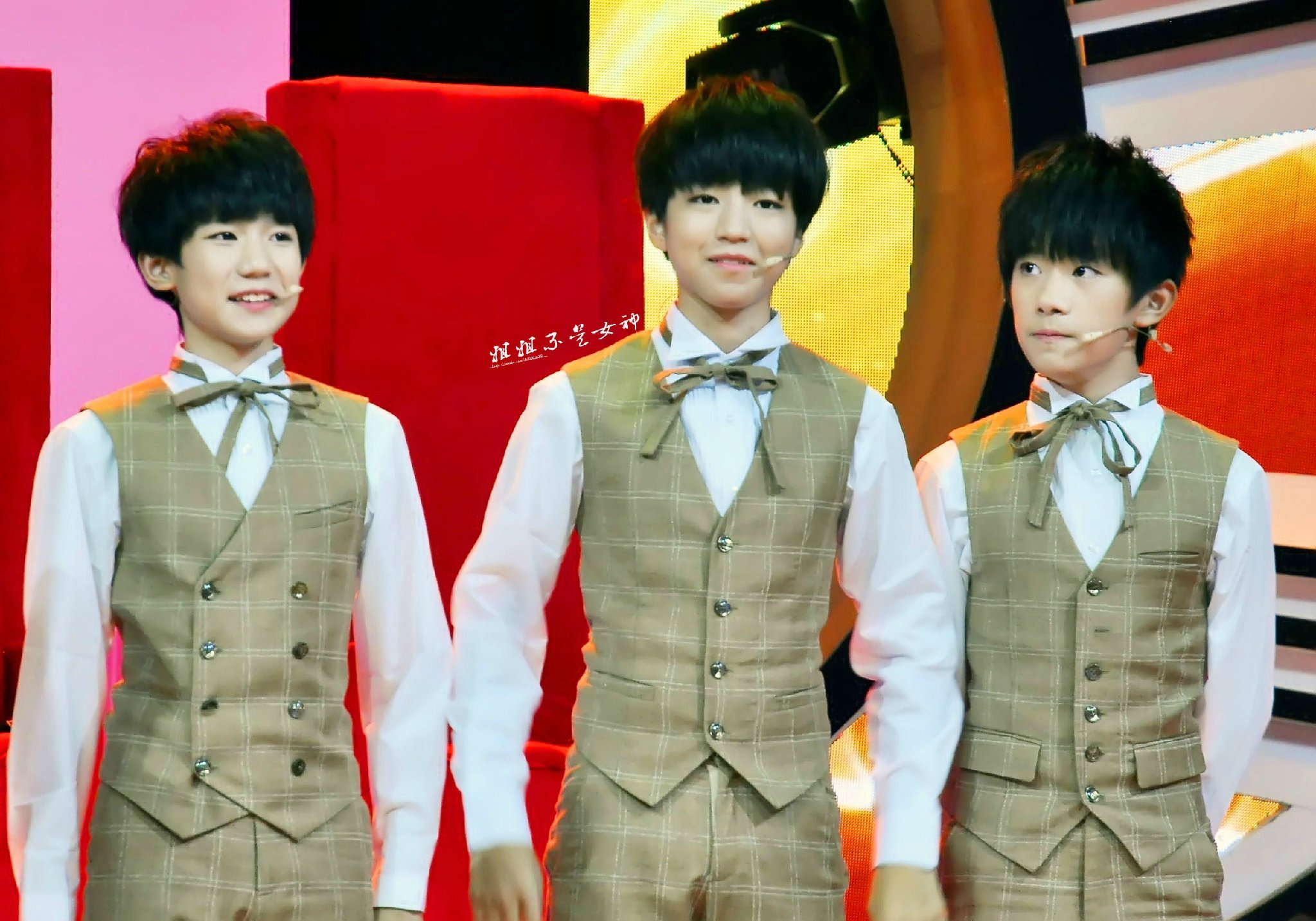 tfboys王俊凯 2014.8.28深圳年代秀录制