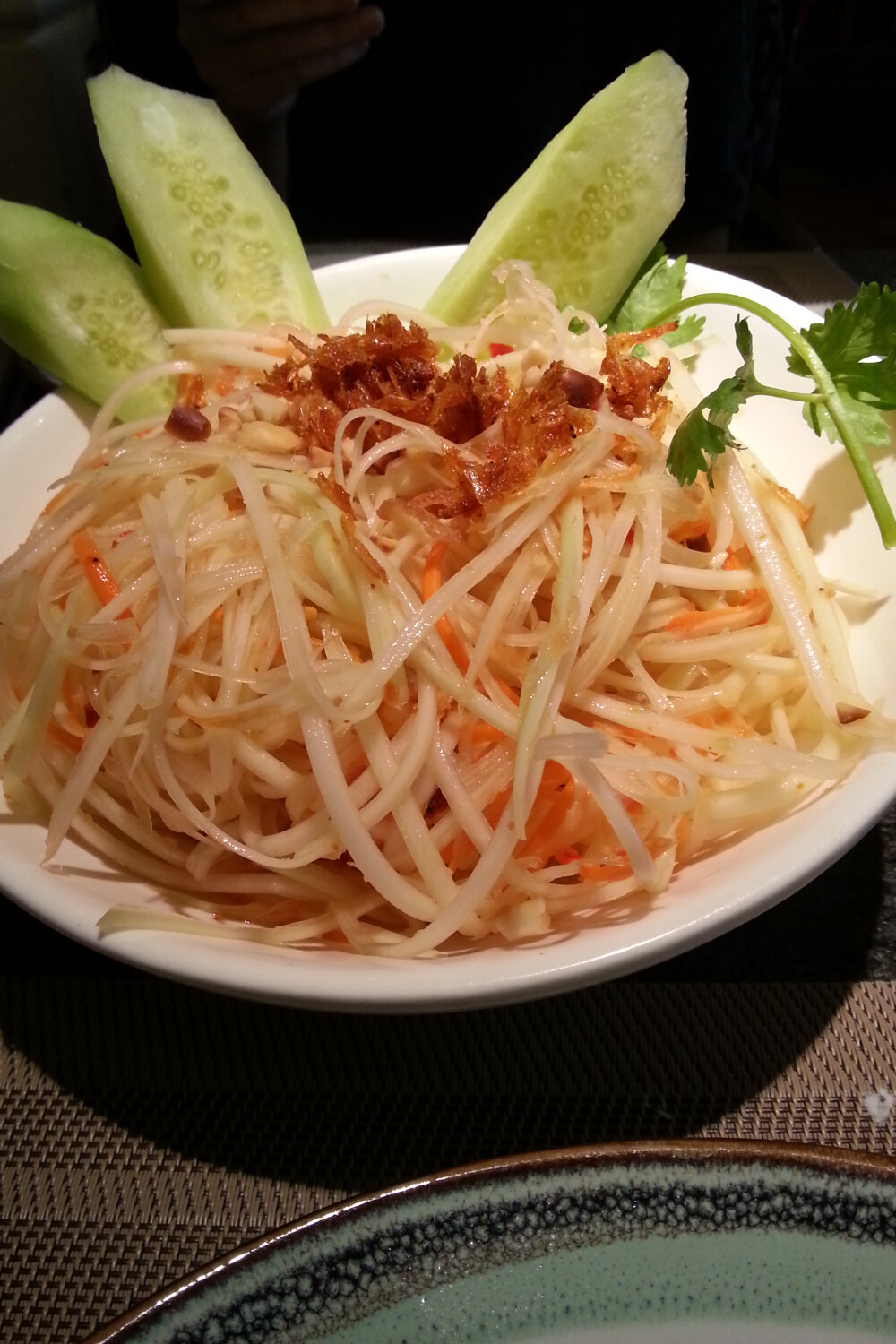 西贡小姐凉拌青木瓜丝分量十足