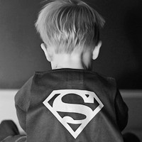小孩超人头像男生背影图片