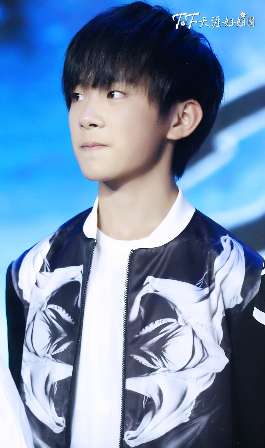 tfboys易烊千玺 cr:tf天涯姐姐团