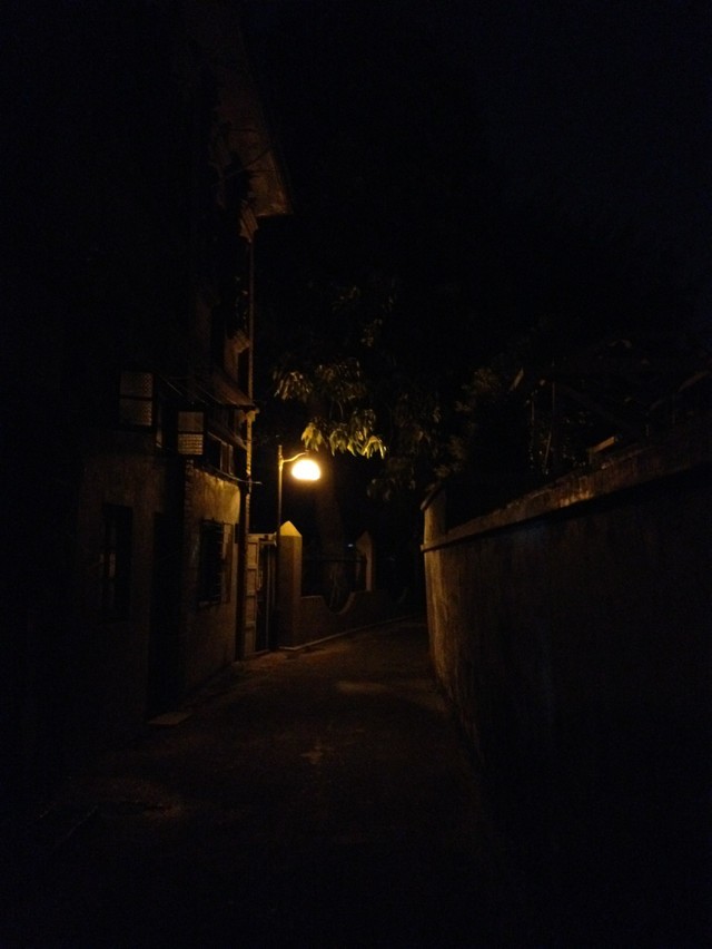 夜晚鼓浪屿的小巷～寂静的美