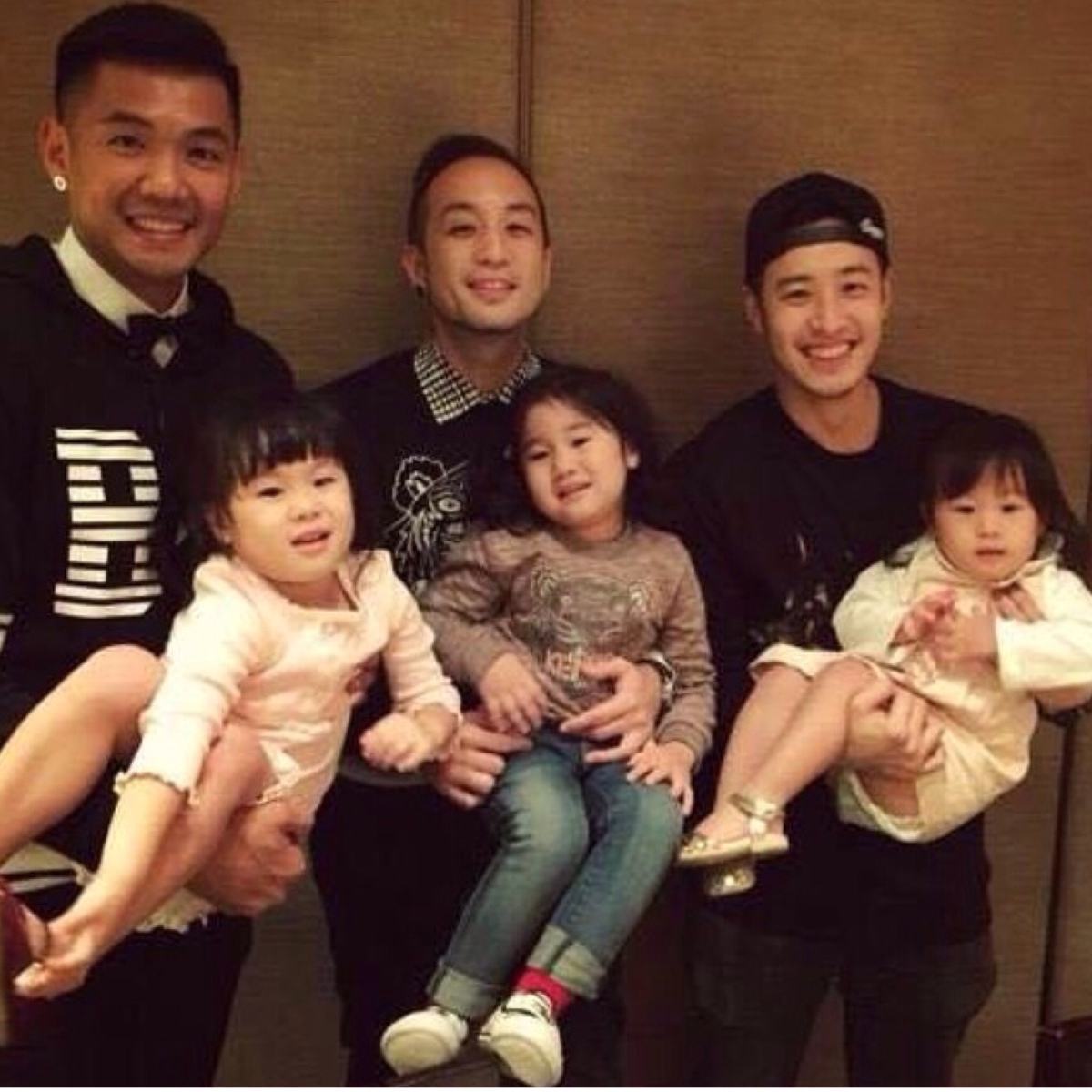 潘玮柏,唐志中,黑人