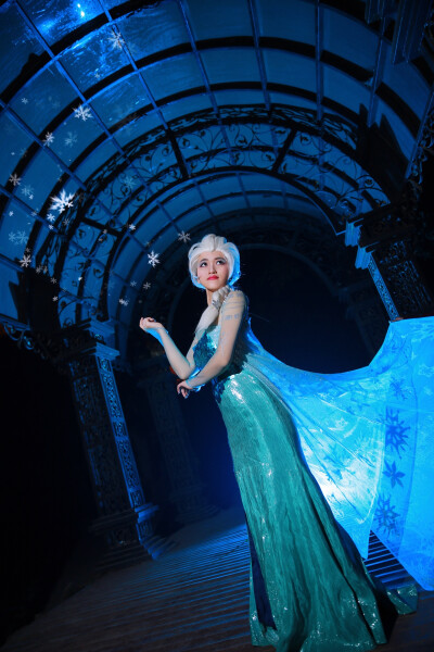 冰雪奇缘#壁纸～#cosplay冰雪女王头像