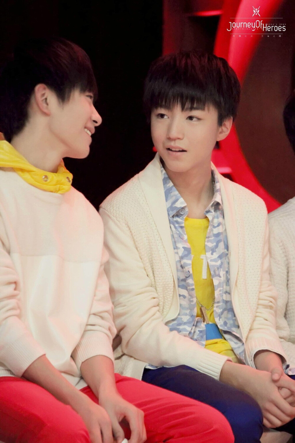 千凯cr:logo