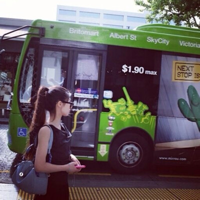 女生头像 背影半身 圣诞快乐 why