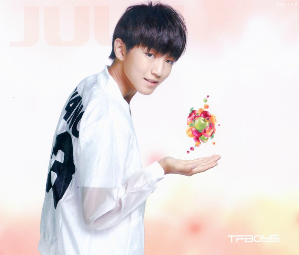 王俊凯tfboys王俊凯日历crweibo不妥删