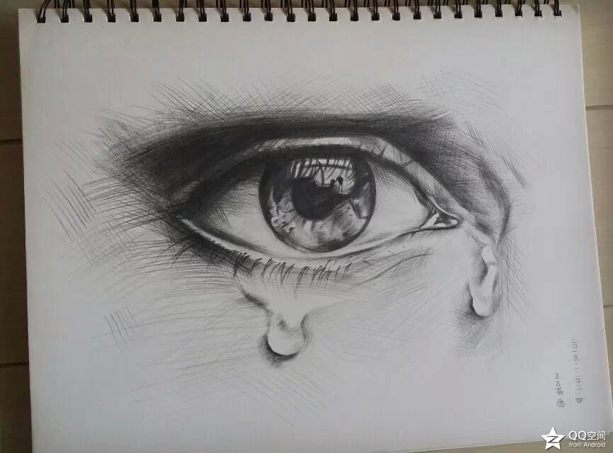 临摹的眼睛原图在网上挺火的