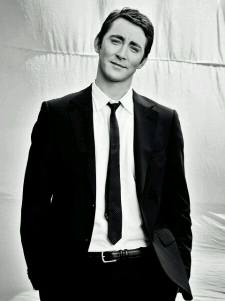 李佩斯 喜欢你的每一个样子 不止止是瑟兰迪尔` 突然想到了四个字 邪