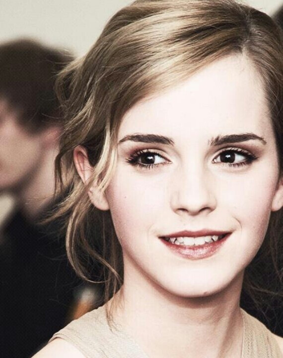 emmawatson艾玛沃特森桌面壁纸头像