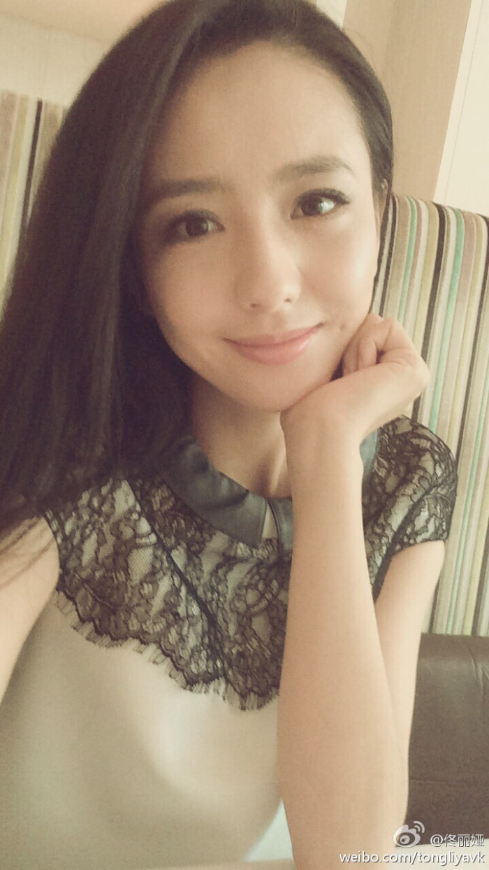 [明星微博自拍]佟丽娅