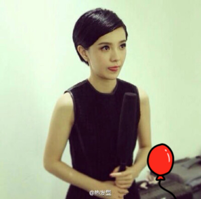 发布到 短发 图片评论 0条 收集 点赞 评论 郭采洁(顾里)发型
