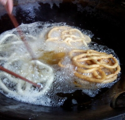 糖环,酥酥的香香的还甜甜的