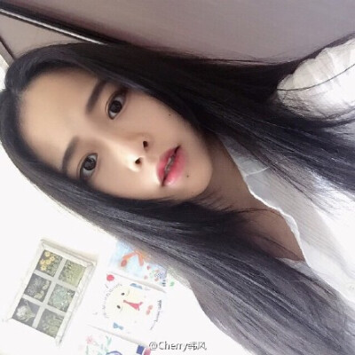 长发 直发 女生头像