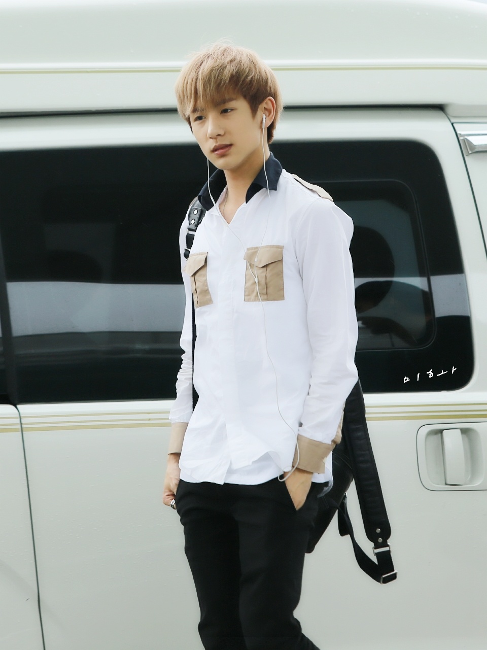 卢珉宇,卢珉玗150429仁川机场出境,衬衫很帅―boyfriend
