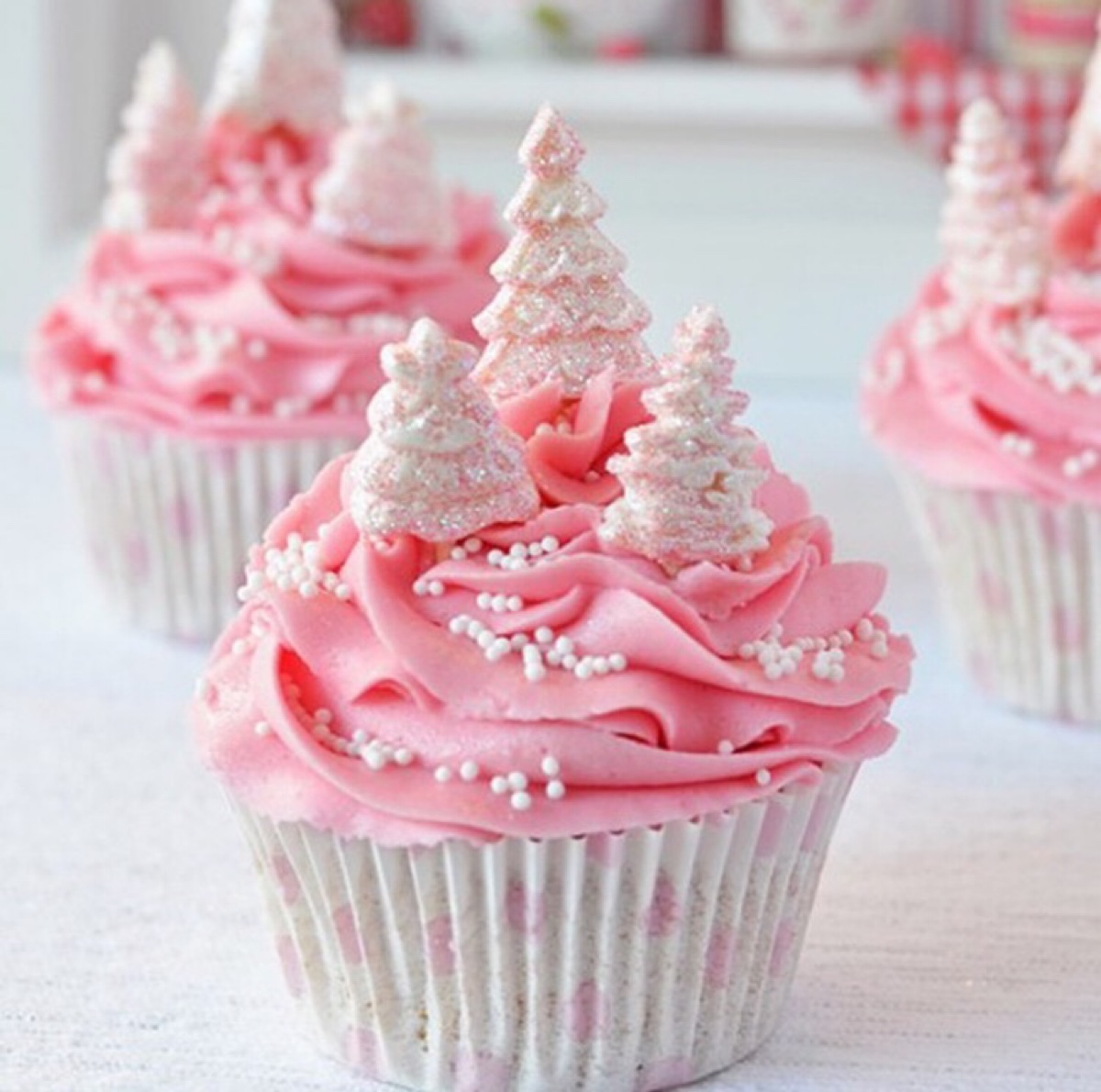 纸杯蛋糕 粉色 圣诞树 甜点 美食