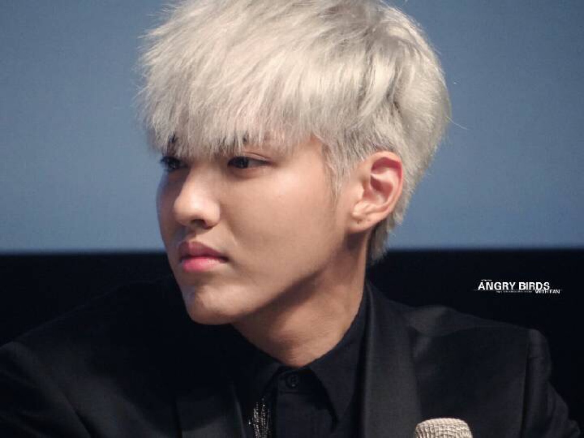 吴亦凡# #kris# #白发少年# by mrjuno