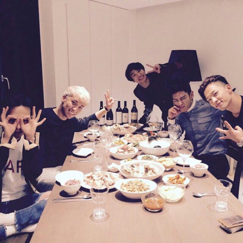 bigbang五人真实身高,bigbang五人写真 bigbang top ins更新五人合照 权志龙gd 崔胜铉top 东永裴太阳 李胜贤