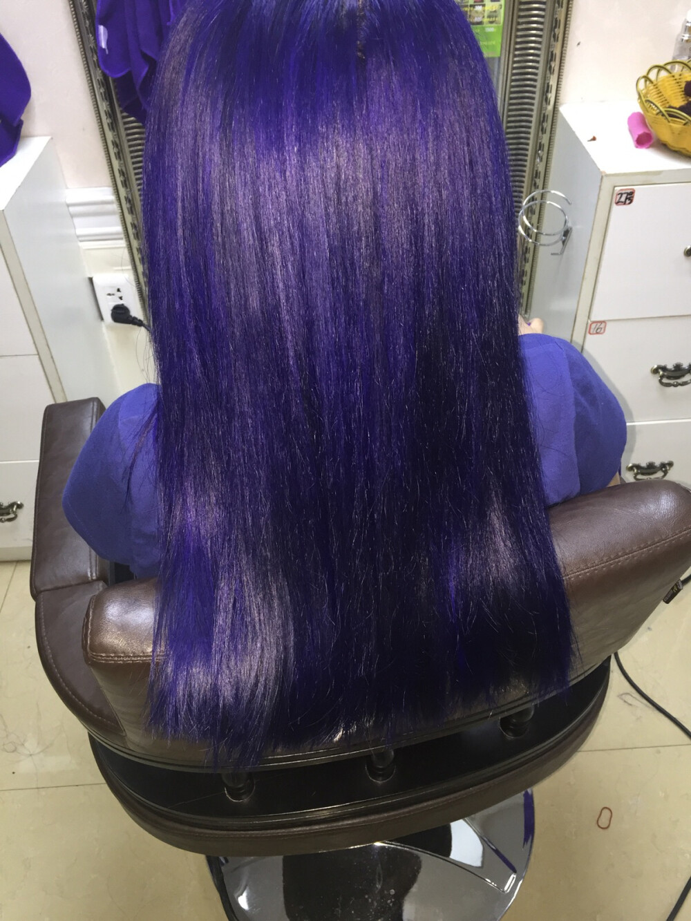 紫蓝色头发