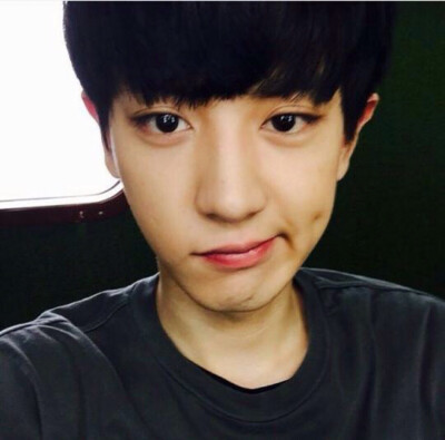 150617 exo 朴灿烈 ins update 黑发!帅!