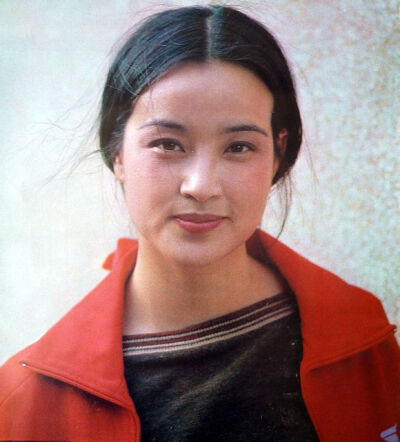 刘晓庆:1955年10月30日出生于重庆涪陵市