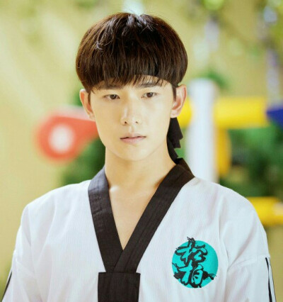 『杨洋 旋风少女』若白