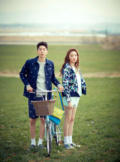 南柱赫 李圣经(晟京)情侣画报